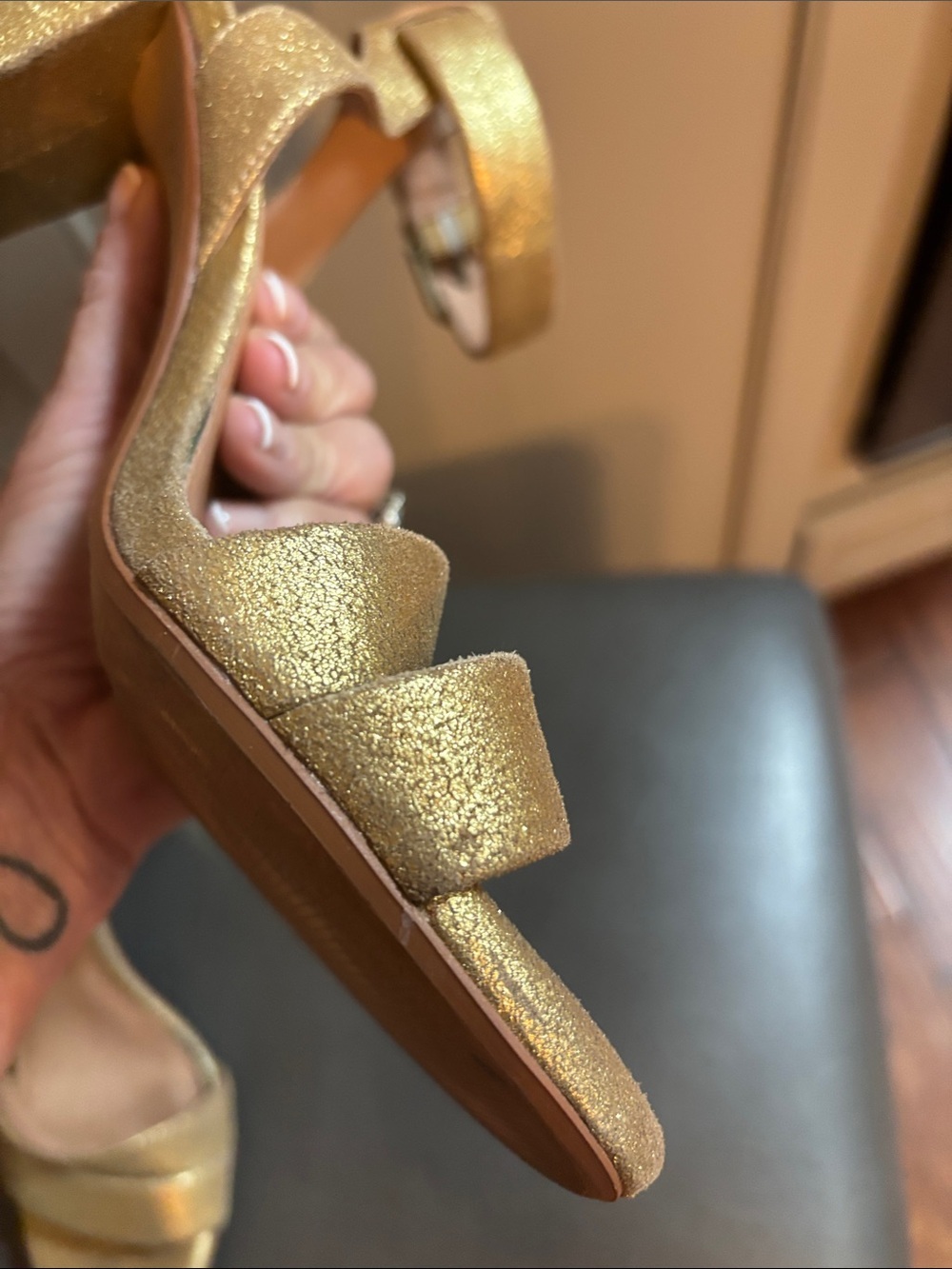 Madewell Gold The Liv Sandal 8 - Picture 10 of 14